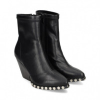 Botin Tachas Napa Stretch Negro  NOA HARMON - Guanxe Atlantic Marketplace