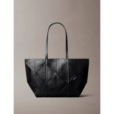 WOVEN MEDIUM CARRYALL BLACK