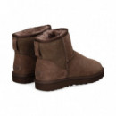 Botin ante Moka  UGG