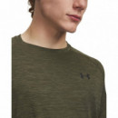 Under Armour Camiseta UA Tech 1382796-390