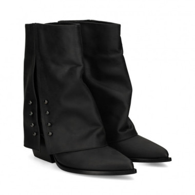 BOTIN PIRCING LADOS PIEL ENGRASADA NEGRO