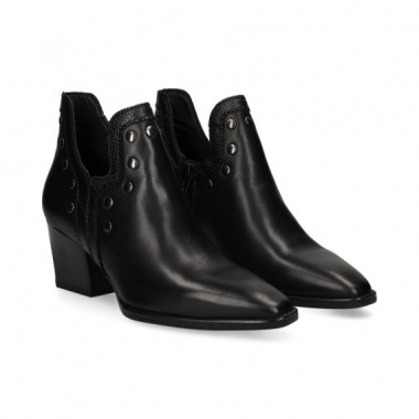 BOTIN TACON ABERTURA TACHAS PIEL NEGRO