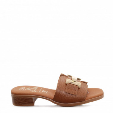 Oh My Sandals Sandalia con tac&oacute;n en piel 5890-ROBLE