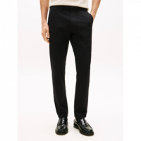 Pantalón Chino TOMMY HILFIGER Core Harlem Negro Pb