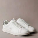 Zapatillas de piel con logo distintivo