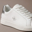 Zapatillas de piel con logo distintivo