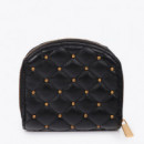 Monedero acolchado con mini tachas