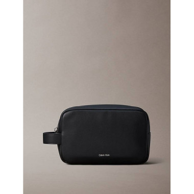 RAISED DOPP KIT BLACK