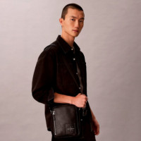 Bolso Reporter Logo Monograma  CALVIN KLEIN