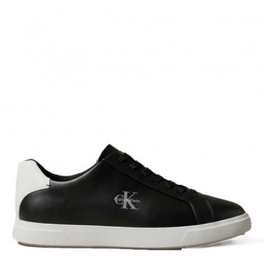 Zapatillas de piel con logo distintivo