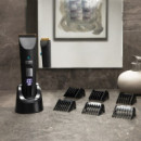 Cortapelos con batería WET&DRY y cuchillas con recubrimiento de titanio