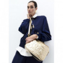 Bolso bandolera con logo grabado de Lola Casademunt