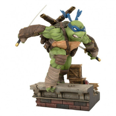 Figura Leonardo Tortugas Ninja  DIAMOND SELECT TOYS