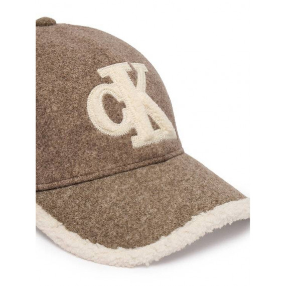 Felt/ Sherpa Cap W/ Chenille Log Demitas  CALVIN KLEIN