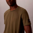 Camiseta de punto de ante con insignia