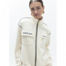 Sudadera Blanca Cuello Alto de LOLA CASADEMUNT