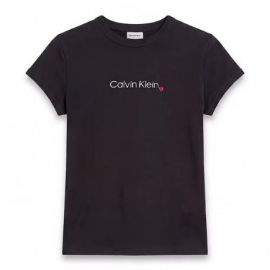 Camiseta slim con logo coraz&oacute;n
