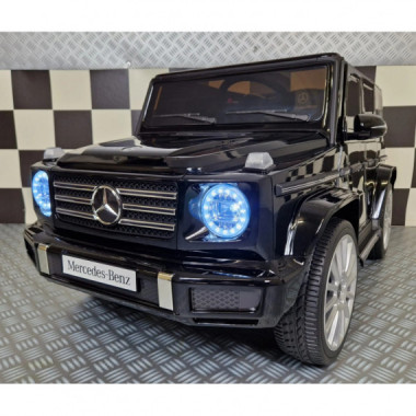 Mercedes Benz G500 Metallic Black