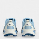 Zapatilla Vomero 18  GUESS