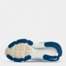 Zapatilla Vomero 18  GUESS