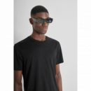 Camiseta Antony Morato negra tachuelas