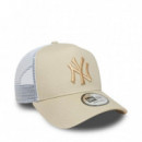 Gorra New York Yankees MLB League Essential 9FORTY Trucker E-Frame