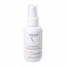 Capital Soleil Uv-age Daily con Color Light  VICHY