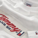 Camiseta con Logo Retro de TOMMY HILFIGER