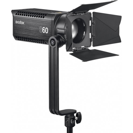 GODOX Led S60 con Lente de Enfoque y Aletas