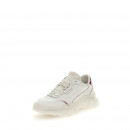 Zapatillas de Estilo Runner Massel en Piel de GUESS