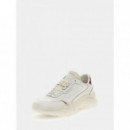 Zapatillas de Estilo Runner Massel en Piel de GUESS