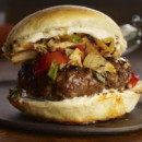 WEBER ® Libro de Recetas Burgers Sausages And More en Inglés