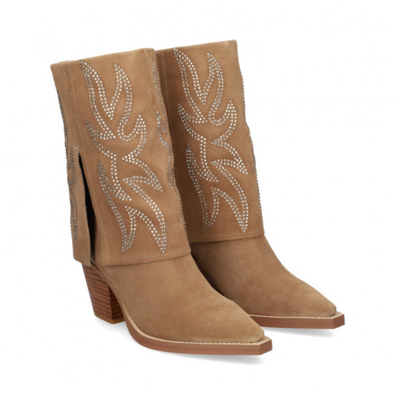 Bota Cowboy Llamas ante Beige  ALMA EN PENA