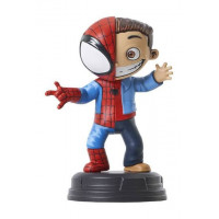 Figura Peter Parker Spiderman Marvel  DIAMOND SELECT TOYS