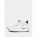 Zapatilla Kaddy Detalles Logotipo GUESS