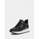 Zapatilla Kaddy Detalles Logotipo GUESS