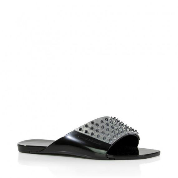 Bailarina Avolto Punk  VOICES CULTURE