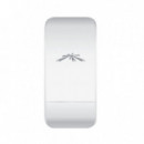 UBIQUITI Airmax Nanostation LOCOM2 2.4GHZ 8DBI Cpe