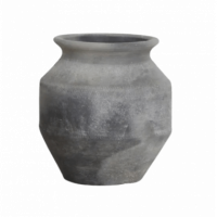 Jarrón Bhiwani  Color Ceniza Tipo C RAW MATERIALS®