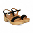 Carmelita Plataforma ante Negro  UNISA