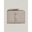 Cartera con Detalles Horsebit Th y Cremallera de TOMMY HILFIGER