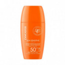 Sun Sensitive Fluido Tintado Matificante SPF50 Resistente Al Agua  LANCASTER