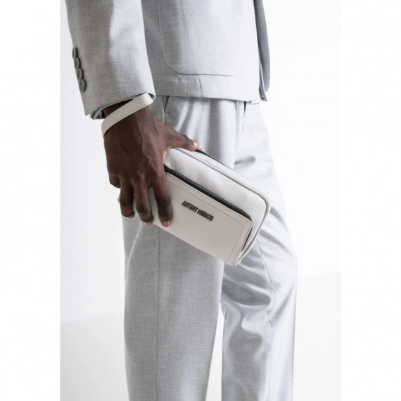 Bolso Pouch de Piel Ecológica con Bolsillo de ANTONY MORATO