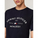 Camiseta con Logo Bordado de TOMMY HILFIGER