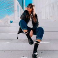 Bota Plataforma Jadon Ii Vegan Black Felix Rub Off Dr. Martens  DR. MARTENS