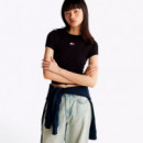 Camiseta de Corte Slim con Textura Acanalada  TOMMY HILFIGER