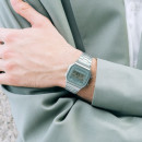 CASIO A168WA-3AY Reloj Digital Unisex Retro – Pulsera Metálica, Carátula Verde, Luz, Cronómetro, Wr