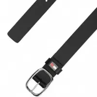 Cinturón de Piel con Hebilla Ovalada  TOMMY HILFIGER