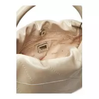 Bolsos Amys Drawstring Crossbody  GUESS