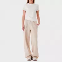 Camiseta con logo de strass